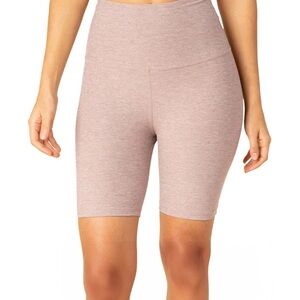Beyond Yoga Bike Shorts in Chai